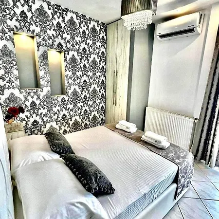 Orianna Apartment