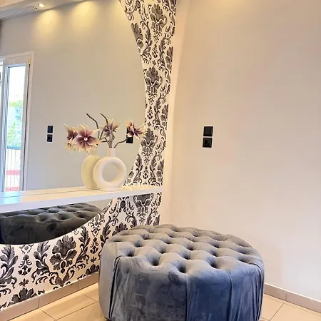 Orianna Apartment