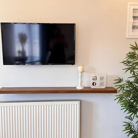 Orianna Apartment *